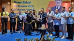 Bertepatan HUT ke-497Jakarta, Ridwan Kamil Tiup Lilin sebagai Simbol Harapan Songsong Pilkada 2024