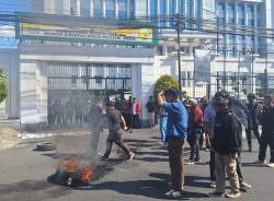 Mahasiswa Desak Kejati Sulsel Usut Dugaan Korupsi Proyek Pengaspalan Jalan di Palopo