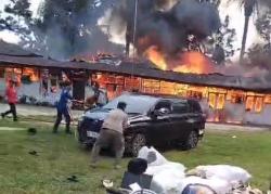 Kebakaran Kantor KPU Labuhanbatu Utara, Api Diduga Berasal dari Arus Pendek Listrik