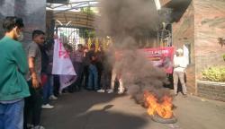 Aliansi Mahasiswa Maluku Gelar Demo di Kejaksaan Agung, Tuntut Copot Kajati Maluku