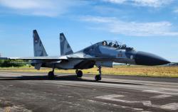 Satu Penerbang Tempur Sukhoi SU-30 MK2 Skadron Udara 11 Lanud Sultan Hasanuddin Sukses Terbang Solo