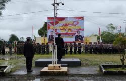 Dandim 1715/Yahukimo Hadiri Upacara dan Syukuran HUT Bhayangkara Polri ke-78 di Mapolres Yahukimo