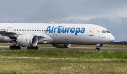 Alami Turbulensi Hebat, Pesawat Boeing 787-9 Air Europa Mendarat Darurat di Brasil, 30 Orang Luka