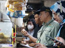 Badan Pangan Nasional Pantau Pasar Baru Suryakencana: Ketersediaan dan Keamanan Pangan Terjamin