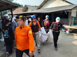 Bocah Tenggelam Setelah Berenang di Kali Cikarang