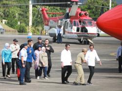 Danny Pomanto-Indira Antar Presiden Jokowi Bertolak ke Jakarta Pasca Kunker di Sulsel