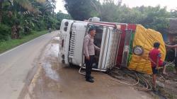 Disorot Warga, Kecelakaan di Pasangkayu karena Jalan Licin Diduga Gegara Tumpahan Tanah