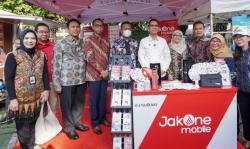 Percepat Penurunan Stunting, Bank DKI Bagikan 800 Butir Telur Untuk SDN Lagoa 07 Jakarta Utara