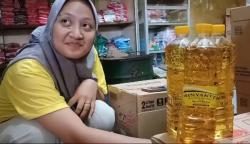 Harga Minyak Kita di Pasar Kota Pasuruan Sudah 4 Hari Tembus Harga Rp 16.000 per Liter