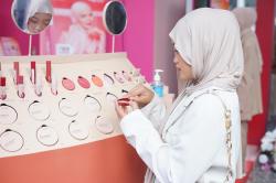 Wardah Hadirkan The Color Expert dan Dukung Seniman Lukis Perempuan di ARTJOG 2024