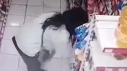 Aksi Wanita Mencuri Barang di Minimarket Depok Terekam Kamera CCTV 