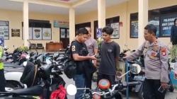 Pengendara Motor di Sidrap Diciduk Polisi Bawa Sabu di Jok Motor