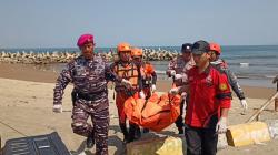 Tim SAR Temukan Jasad Wisatawan Asal Cikembar yang Hilang Tenggelam di Pantai Kapitol Cisolok