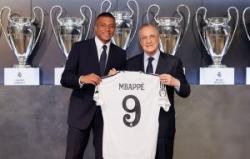 Breaking News: Kylian Mbappe Resmi Gabung dengan Real Madrid, Kenakan Nomor Punggung 9