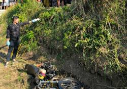 Diduga Laka Tunggal, Seorang Pemotor di Mojolaban Tewas Jatuh Dari Tebing