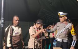 Satlantas Polres TTU Gelar Edukasi Disiplin Berlalu Lintas untuk Anggota Pramuka SMAN 1 Kefamenanu