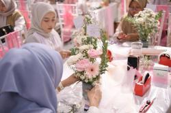 Pererat Silaturahmi, Karita Ajak Pelanggan Berkreasi Bareng dalam Flourish Flower Creation