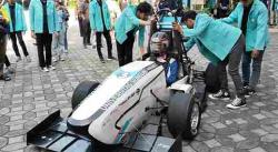 Nawasena Karya Mahasiswa UNS Terpilih Wakili Indonesia di Ajang Kompetisi Formula SAE 2024 di Italia