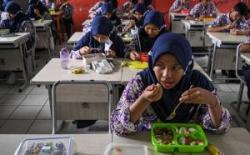 Ekonom Didik J Rachbini Nilai Program Makan Bergizi Gratis Mampu Wujdukan Indonesia Emas 2045