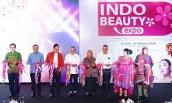 Mendag Zulkifli Hasan Buka Pameran Indobeauty Expo 2024