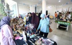 Cari Produk Lokal Handmade Keren dan Unik, Buruan ke Kayoon Craft Market di Foresee by Angie's Cafe