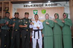 Kunjungi Korem Lilawangsa, Pangdam Apresiasi Prestasi Anak Prajurit dan Santuni Anak Yatim