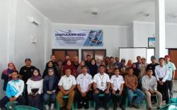 Tim Dosen Departemen PSP FPIK-IPB University Berikan Pelatihan untuk Nelayan di Desa Cikiruhwetan
