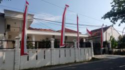 PLN Cianjur Ingatkan Pemasangan Umbul-umbaul Jangan Sampai Kena Aliran Listrik
