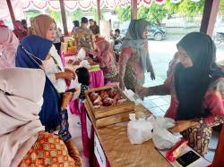 Digelar di Kelurahan Purwodadi, Pasar Murah Hari Jadi Provinsi Jawa Tengah Diminati Warga