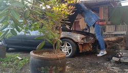 Mobil Grand Civic Hangus Terbakar, Diduga Dibakar Orang Tak Dikenal