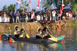 32 Tim Berlaga di Lomba Dayung Piala Bupati Gresik 2024, Memperebutkan Hadiah Puluhan Juta Rupiah