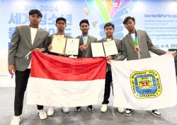 Keren, SMAN 2 Surabaya Raih Medali Emas di Olimpiade Internasional dengan Inovasi RoboVital