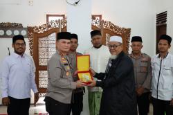 Kunjungan Kapolres Pidie Jaya ke Dayah Jeumala Amal, Sinergi Polri dan Ulama Jelang Pilkada 2024