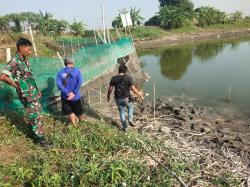 Pamit Mancing, Seorang Kakek Ditemukan tewas di Tepi waduk Bunder Gresik