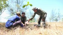 Menilik Transformasi Wisata Pantai Mbah Drajid dari Lautan Sampah Menjadi Destinasi Wisata Unggulan