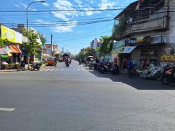 Pedagang Pasar Baru Kota Probolinggo Mengeluh Sepi Akibat Pedagang Liar Menjamur