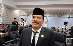 Mundur dari Kades, Komar Dilantik Jadi Anggota DPRD Kendal