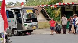 Motor Siswa di Tasikmalaya Masuk Kolong Bus, Korban Tewas di Lokasi Kecelakaan