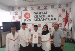 PKS Cianjur Serahkan Rekomendasi pada Deden Nasihin-Neneng Efa Fatimah di Pikada 2024