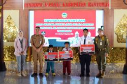 Ribuan Siswa PAUD hingga SMP di Banyumas Terima Bantuan Pendidikan