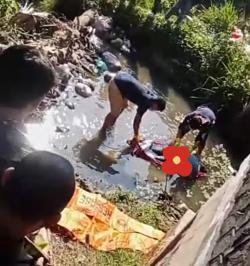 Geger! Warga Temukan Mayat Misterius Terbungkus Seprai di Bawah Jembatan Waylayap