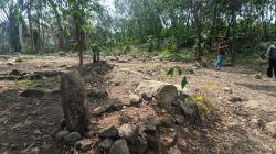 Geger! Warga Palabuhanratu Obrak-Abrik Makam Keramat Palsu Karena Meresahkan