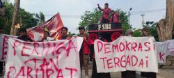 Demo di Depan Gedung DPRD, Mahasiswa IMM Sidoarjo Desak DPR Hormati Putusan MK