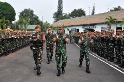 Asops Panglima TNI: Satgas Yonarhanud 15/DBY Siap Tugas Operasi Pengamanan Perbatasan RI-RDTL