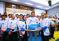 Lepas Atlet Tangsel Menuju PON XXI Aceh-Sumut 2024, Pilar: Cetak Prestasi Tinggi