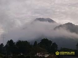 Guguran Lava Gunung Merapi Mencapai 2.000 Meter, Warga Diminta Waspada