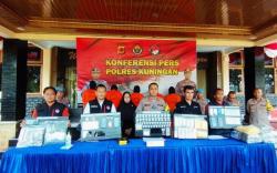 Reserse Narkoba Kuningan Berhasil Sita 35,02 Gram Sabu