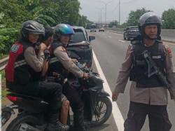 Tim Patroli Polres Pelabuhan Belawan Ciduk Pelaku Pungli di Jalan Tol