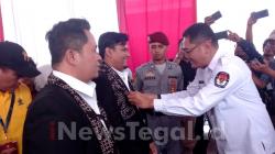 Ribuan Pendukung Antar Paslon Wali Kota dan Wakil Wali Kota Tegal Faruq-Ashim Daftar ke KPU