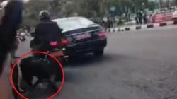 Viral, Kawal Presiden Jokowi Paspampres Terjatuh Lompat dari Motor